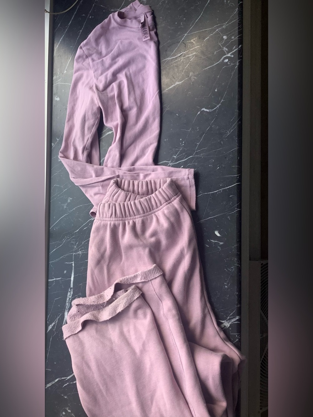 Skims Cozy Lilac wide leg sweat Pants and matching top (2)
